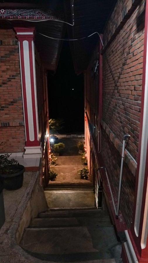 Judita Cottages Tuktuk Siadong Exterior foto