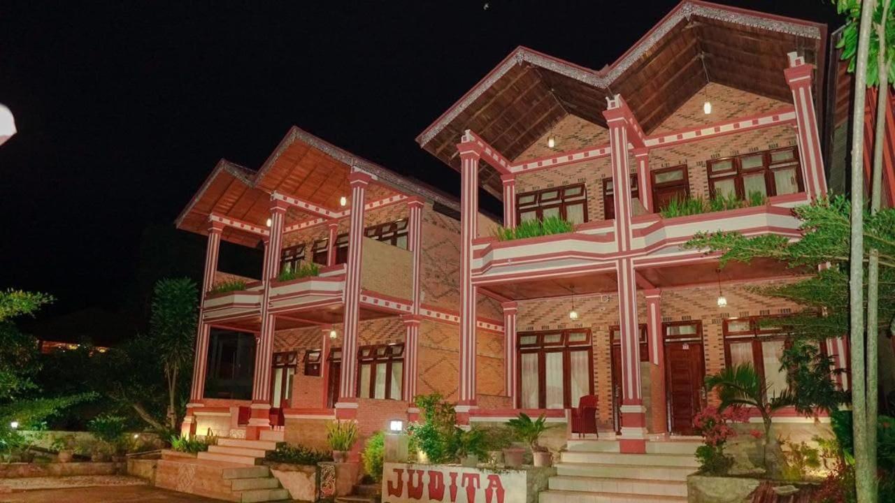 Judita Cottages Tuktuk Siadong Exterior foto