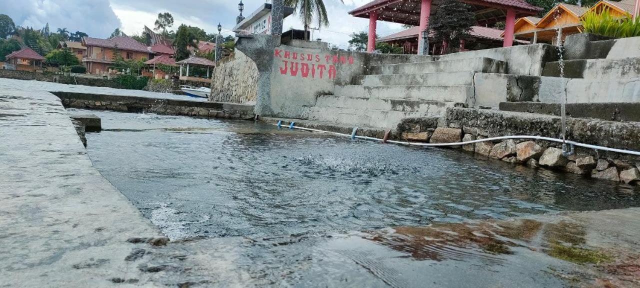 Judita Cottages Tuktuk Siadong Exterior foto