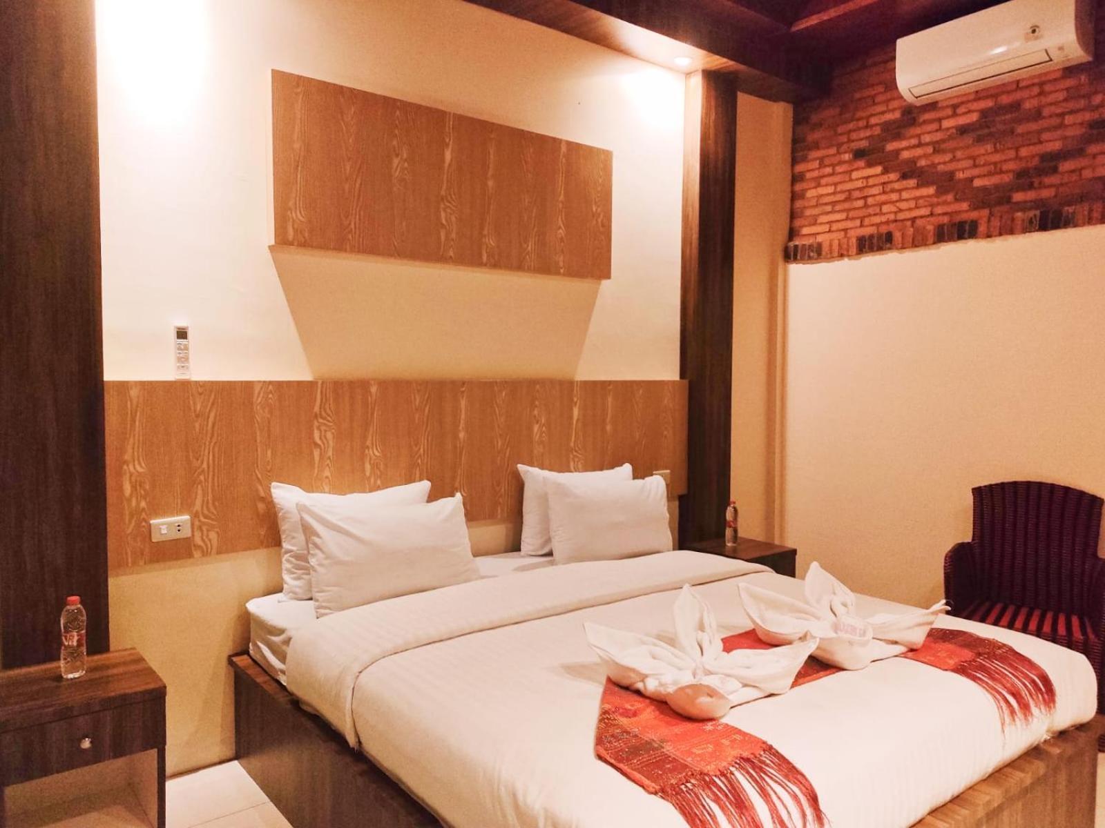 Judita Cottages Tuktuk Siadong Exterior foto