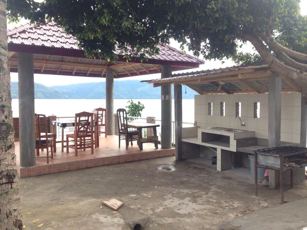 Judita Cottages Tuktuk Siadong Exterior foto